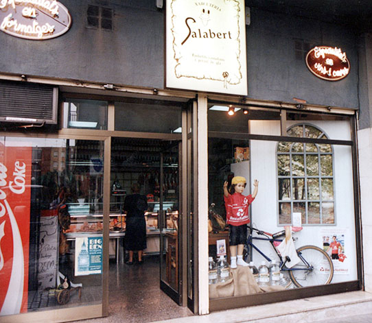 Secció tenda Casa Salabert Xarcuters fa mes de 30 anys